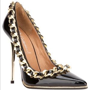 Jeffrey Campbell Beloved sz9  patent pumps